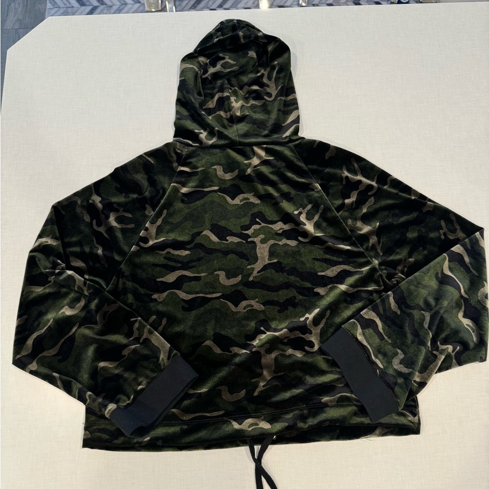 PAM & GELA Velvet Camo Hooded Sweatshirt - Picture 7 of 9
